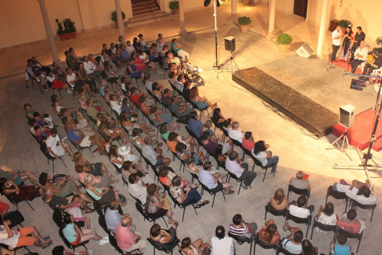 Nuevo éxito de público en la tercera velada de las ‘Noches de Flamenco’ de la delegación de Turismo