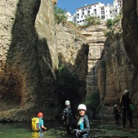 Travesía por el cañón del río Guadalevín a su paso por Ronda.