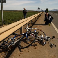 Estado en el que quedaron las dos bicicletas tras ser arrolladas por el vehículo,