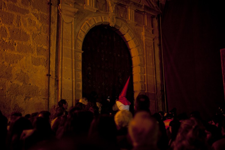 El Silencio no salió y realizó acto de penitencia en el templo