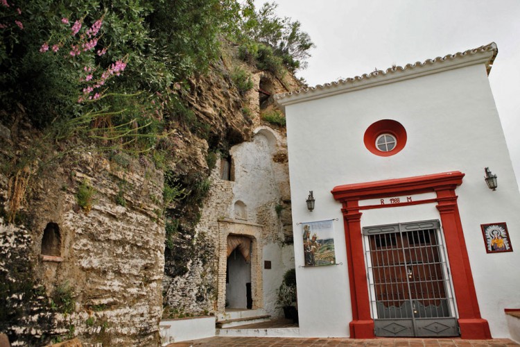 Recuperan la campana de la ermita de la Virgen de la Cabeza