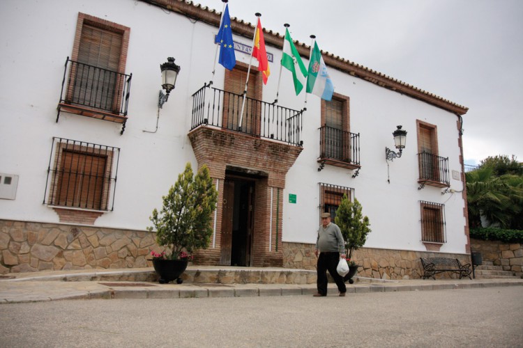 Alarma en Serrato ante la posibilidad de no obtener la independencia