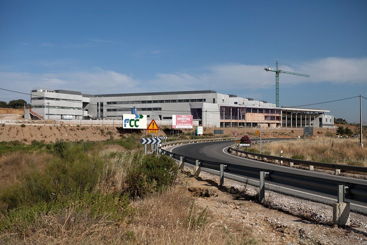 Fijan 2014 para la finalización del nuevo hospital