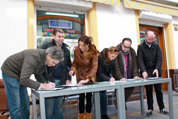 Arranca la campaña de firmas por los accesos con 800 apoyos los dos primeros días