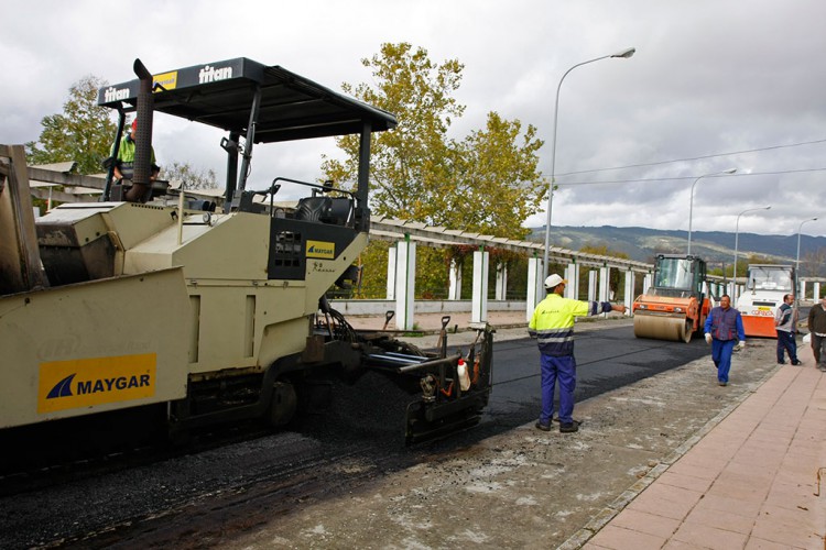 El Ayuntamiento asfaltará diferentes calles de Ronda con una inversión de 425.000 euros