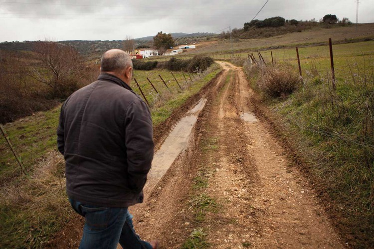 La Diputación de Málaga reparará caminos rurales de diez municipios de la Serranía de Ronda