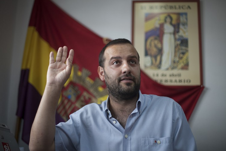 Carreño (IU) acusa a Podemos de «boicotear» la confluencia para ir juntos a las elecciones locales