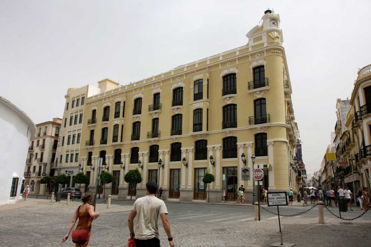 La sede central de Unicaja podría convertirse en hotel