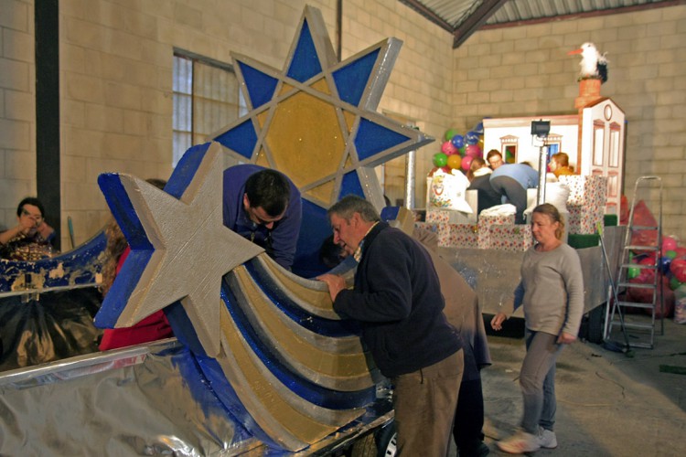 Aluvión de solidaridad con Arriate para su cabalgata de Reyes Magos