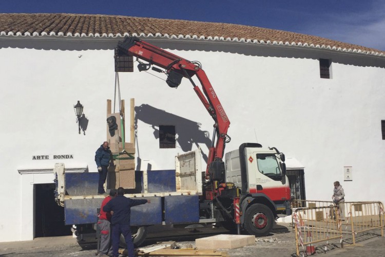 Los monumentos de Welles y Hemingway serán trasladados