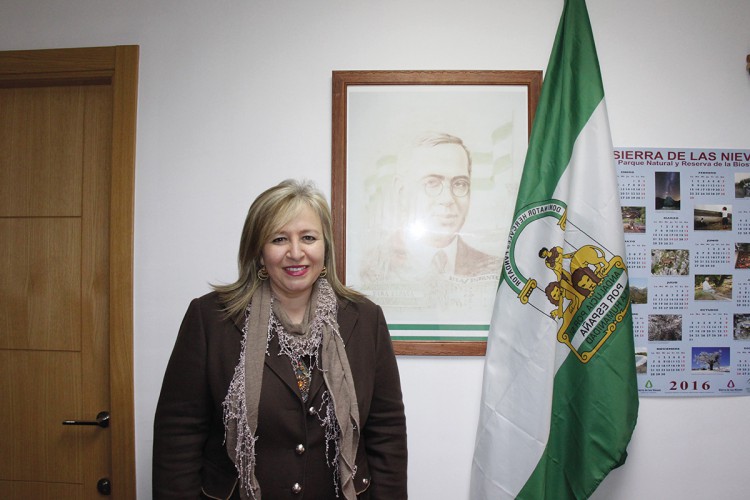 Isabel Barriga: «Si la moción no prospera habrá que buscar un gobierno estable»
