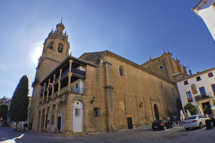 La Iglesia Santa María la Mayor acoge esta noche un concierto a cargo de la Banda de Cornetas y Tambores Nuestra Señora del Rosario de Arriate