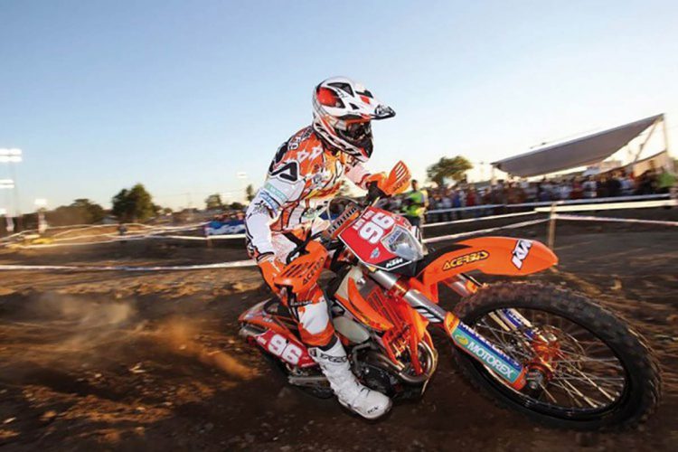 Cristóbal Guerrero logra subir al podio en el Campeonato del Mundo de Enduro de Suecia