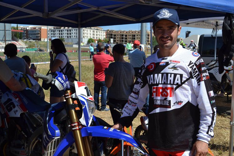 El motorista rondeño Cristóbal Guerrero, campeón del Cross Country