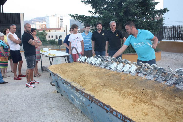 Gran animación en la II Verbena del Espeto de La Soledad