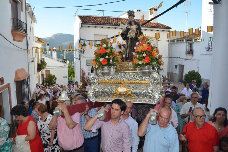 Gran participación y ambiente en la Feria de San Antonio de Padua de Pujerra