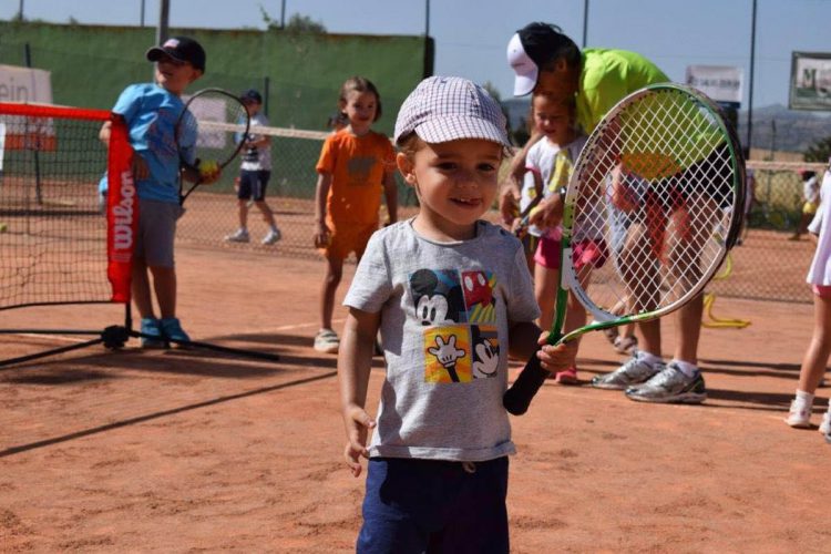 El Torneo de Tenis Morales & Arnal entra en su ecuador