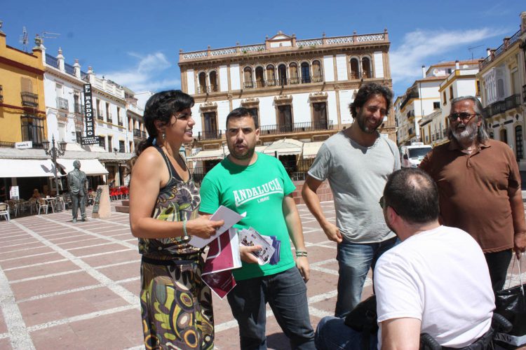 La líder de Podemos en Andalucía, Teresa Rodríguez, exige en Ronda a la Junta la apertura del nuevo hospital