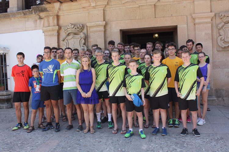 El Club Bádminton Ronda inicia los actos de su 20 aniversario con una convivencia con jugadores ingleses e italianos