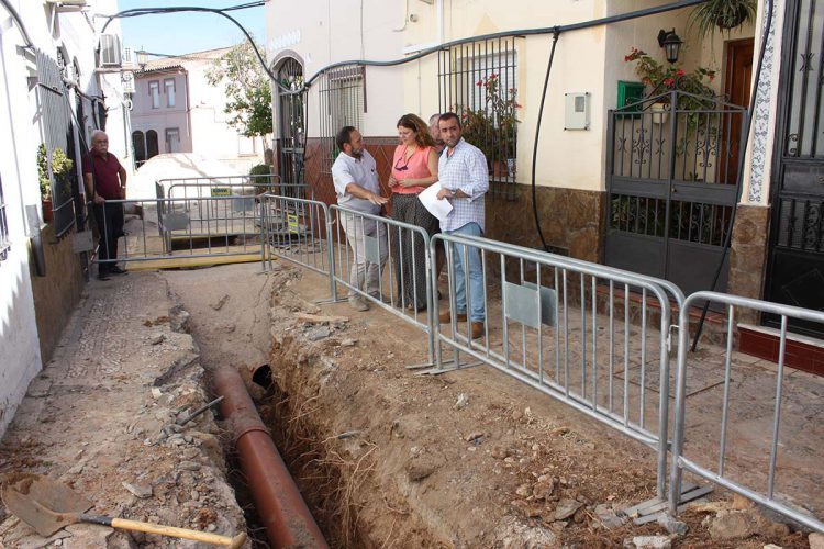Ayuntamiento y Diputación acometen las obras de mejora en calle Arriate