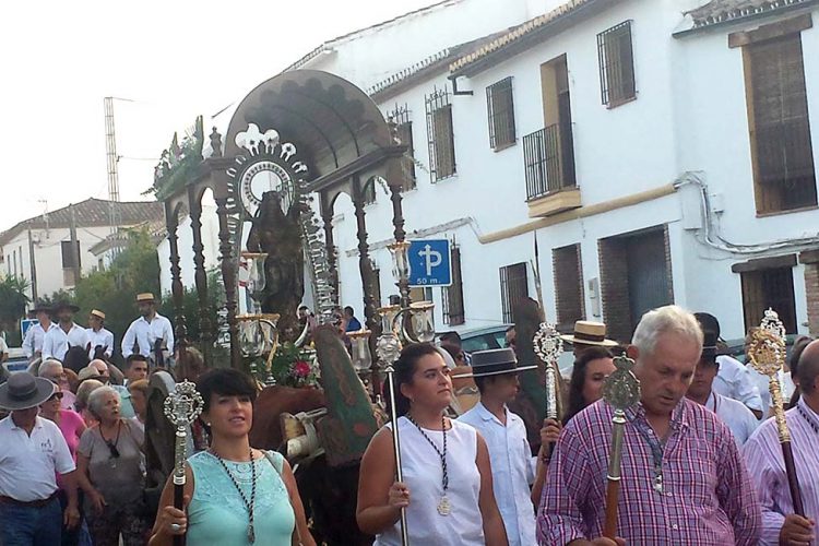 La Virgen de la Cabeza es trasladada desde su ermita a Santa María la Mayor