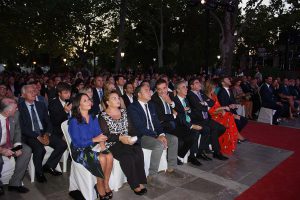 Autoridades en la Alameda, aunque el acto no ha podido ser seguido por los rondeños.