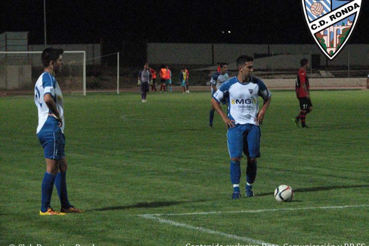 El CD Ronda fue derrotado en el primer partido de liga por 3 a 0 ante el Torremolinos