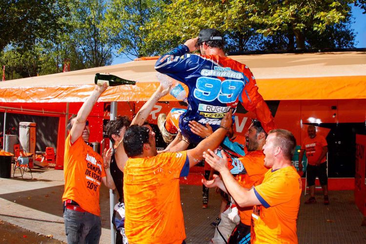 Víctor Guerrero consigue el Campeonato Nacional de Enduro E2-2016