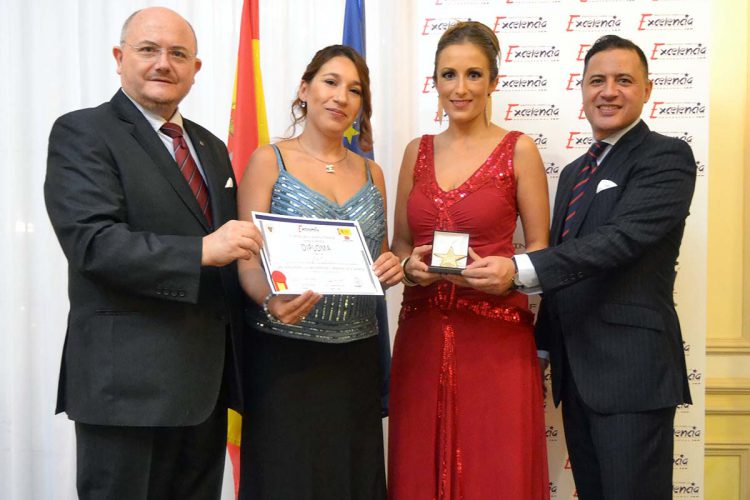 La empresa rondeña de decoración de interiores ‘ACDecor’ recibe la Estrella de Oro a la Excelencia Profesional