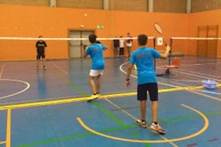 El Club Bádminton Ascari Ronda consigue buenos resultados en las competiciones de Alhaurín de la Torre y de Jaén