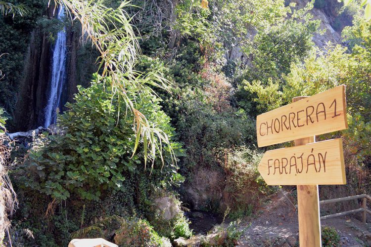 Faraján habilita el sendero circular de Las Chorreras de Balastar