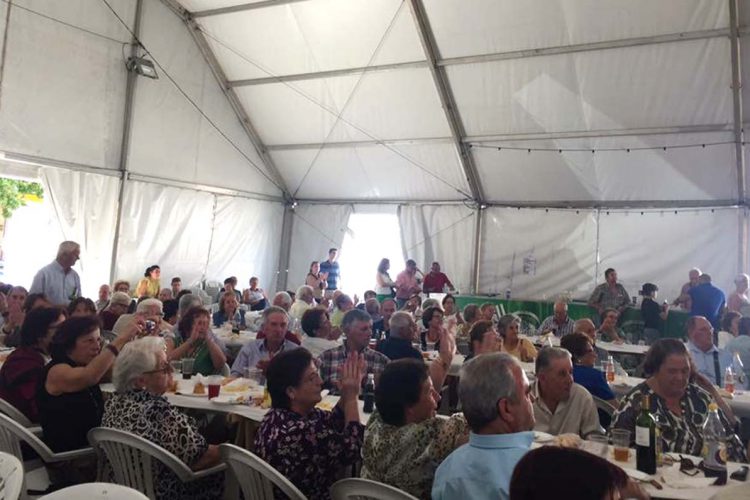 El Barrio de San Francisco vive con gran afluencia de público su Real Feria