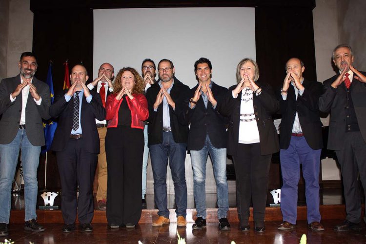 Cayetano Rivera recibe el distintivo de ‘Embajador de Ronda’