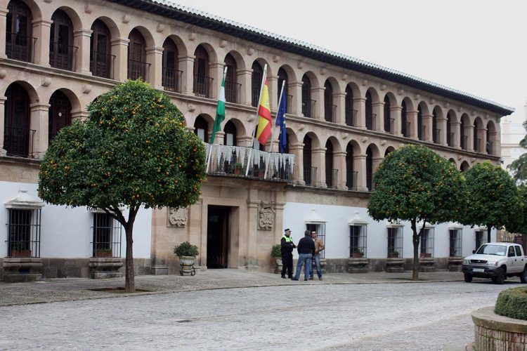 La Junta transferirá al Ayuntamiento de Ronda 1,7 millones de euros en 2017 de la Patrica