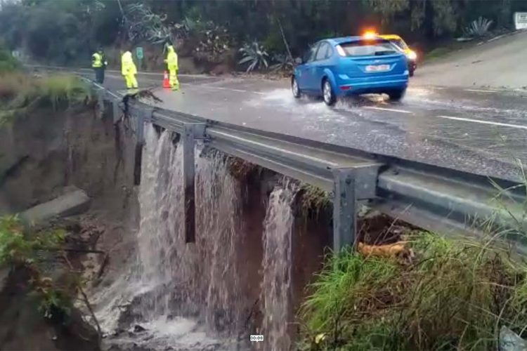 Fomento inicia la reparación de las carreteras de la Serranía que resultaron dañadas por el temporal de diciembre
