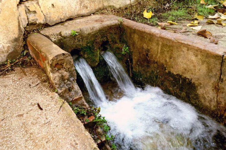 El nacimiento de La Ventilla recupera su caudal tras las lluvias de las últimas semanas