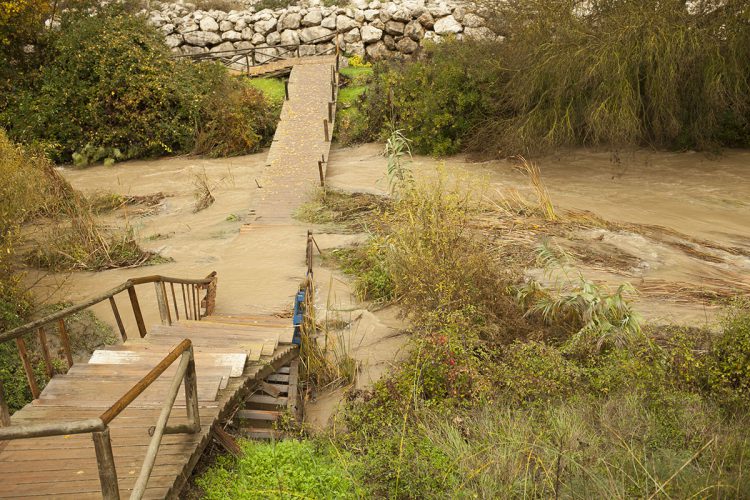 Acuerdo entre Benaoján, Junta y Diputación para reconstruir el puente de la Cueva del Gato