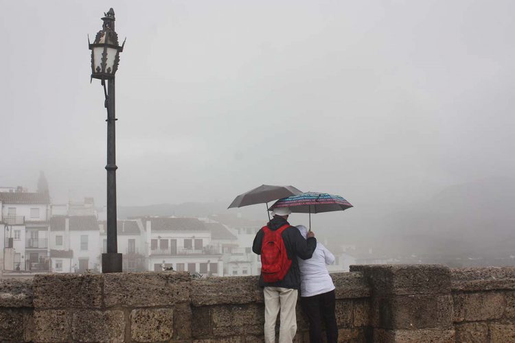 A propósito de Ronda. Cortar el puente…