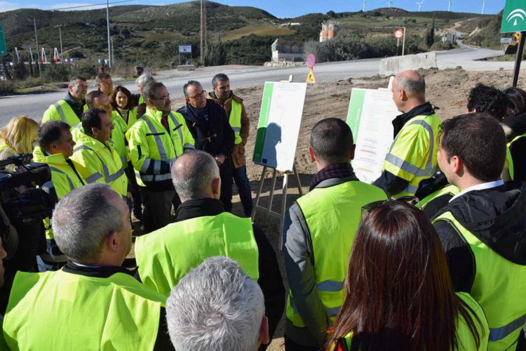 La Junta inicia las obras de mejora de la carretera A-377 entre Gaucín y Manilva
