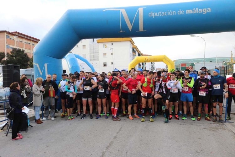 Cerca de 750 deportistas participan en la carrera de Acinipo, la primera prueba puntuable de la LRU