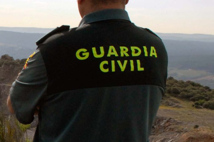 La Guardia Civil de Ronda rescata a cinco senderistas en distintas localidades de la Serranía de Ronda