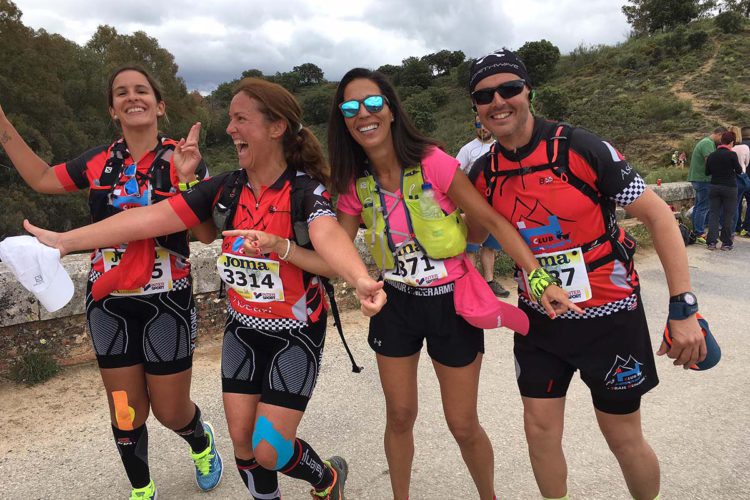 Todos los miembros del Club Ascari-Harman Trail Running que corrieron los 101 km lograron terminar la prueba