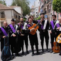 Los runos de la Universidad de Arquitectura de Granada son los 'Románticos de oro' este año.