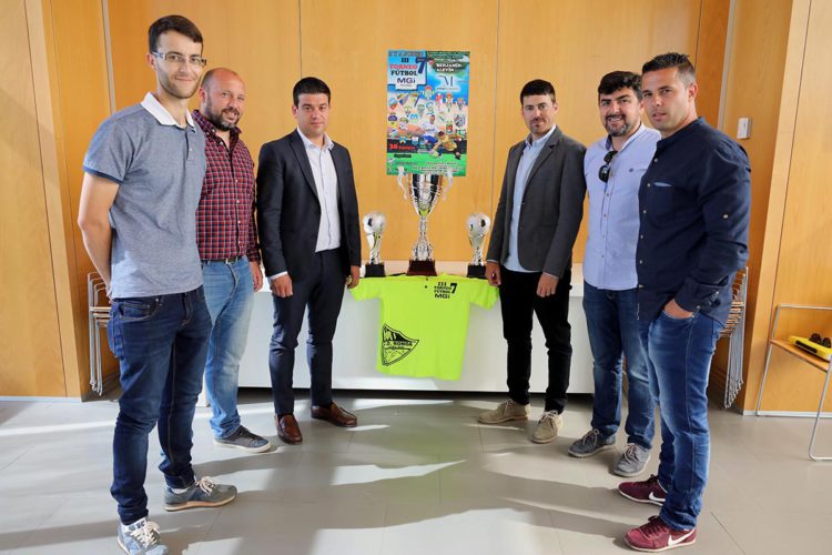 Más de 600 futbolistas benjamín y alevín participarán en el III Torneo de Fútbol 7 de Cuevas del Becerro