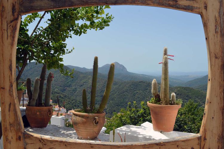 Primavera en Genalguacil, todo un paraíso en la Serranía