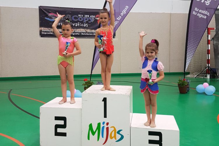 Las gimnastas del Club AGRA logran más medallas en los últimos torneos en los que han partipado