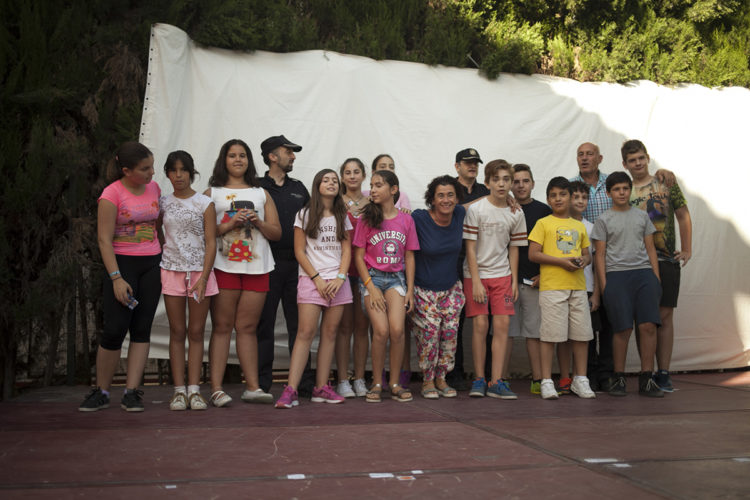 Catorce alumnos del colegio Padre Jesús reciben formación sobre el uso de Internet a cargo de la Policía Nacional