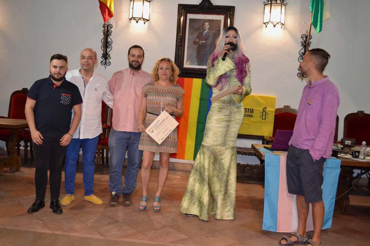 El Ayuntamiento de Ronda acoge los Premios Serranía y Sierra de las Nieves LGBTI+2017 de la Federación Andaluza Arco Iris