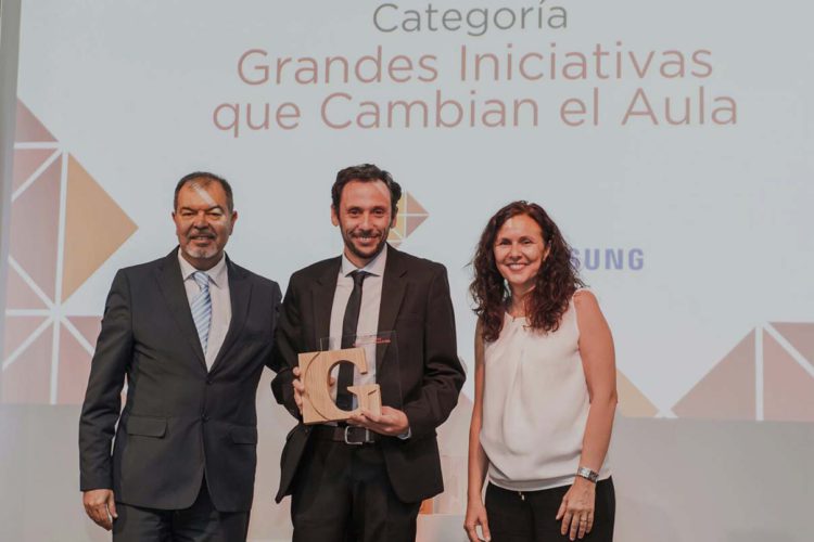 El departamento de investigación I+D+I del Instituto Martín Rivero recibe un premio de la Fundación Atresmedia y Samsung
