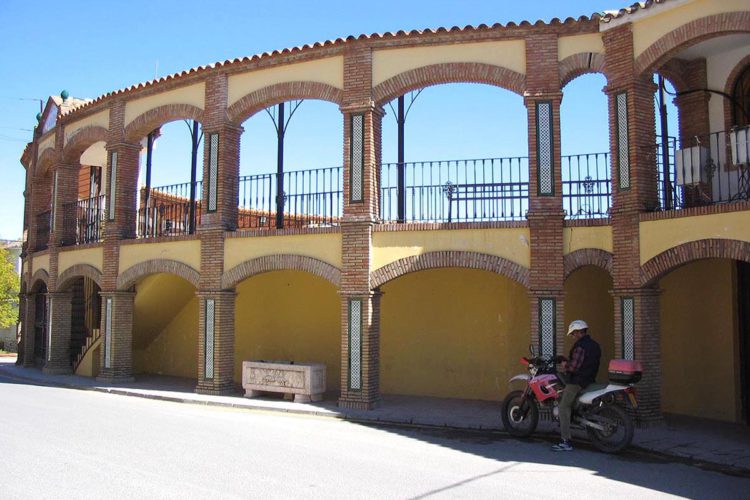 Cortes de la Frontera acoge este sábado un tentadero solidario para ayudar a un joven con discapacidad física del pueblo